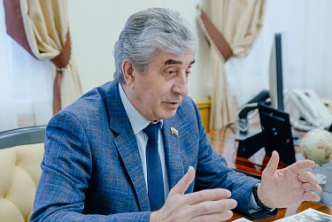 О стройотрядах, первом заработке и студенческой свадьбе
